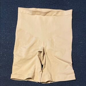 Barely There Tan shapewear